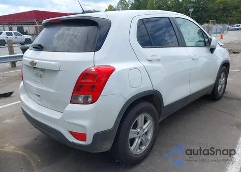 2021 Chevrolet Trax Fwd Ls z USA, uszkodzony, nr VIN KL7CJKSB0MB319829